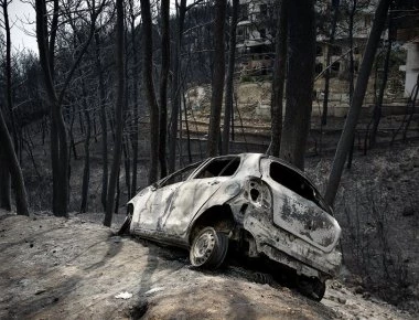 Στην περιοχή της Ραφήνας τα πρώτα συνεργεία για καταγραφή και αποτίμηση των ζημιών